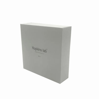 Eye Cream Gift Box With Magnetic Closing Lid UV Logo Customized Premium Cardboard